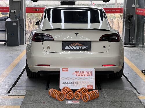 সম্পর্কে সর্বশেষ কোম্পানী কেস 2021 Tesla Model 3 RWD Upgraded with Sport Short Springs: Sleeker Stance & Smoother Ride!