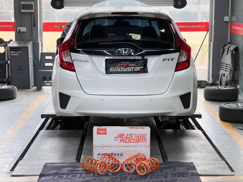 সম্পর্কে সর্বশেষ কোম্পানী কেস 2015 Honda Fit 1.5L | EDDY Sport Short Springs Upgrade: A Solution for Optimized Handling and Enhanced Safety