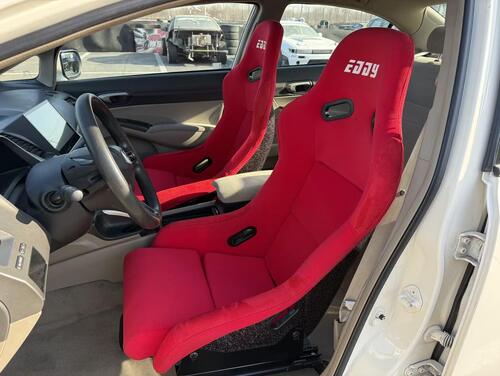 সম্পর্কে সর্বশেষ কোম্পানী কেস EDDY Racing Seat MR Model
